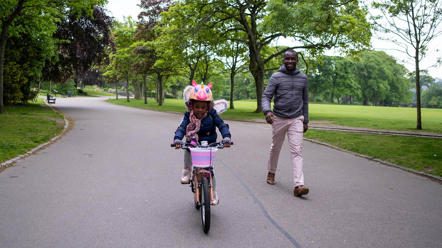 Cycling on best sale pavement with child