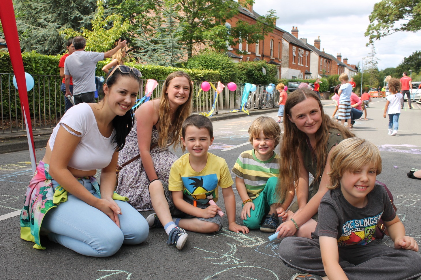 Organise a street party with your neighbours - Sustrans.org.uk