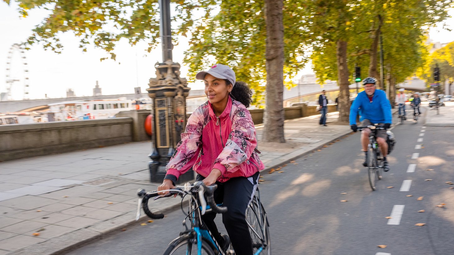 Embankment best sale cycle lane